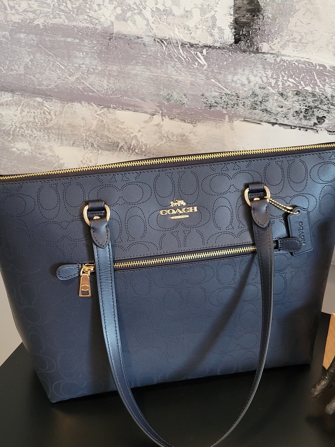 COACH Gallery Tote in Signature Leather