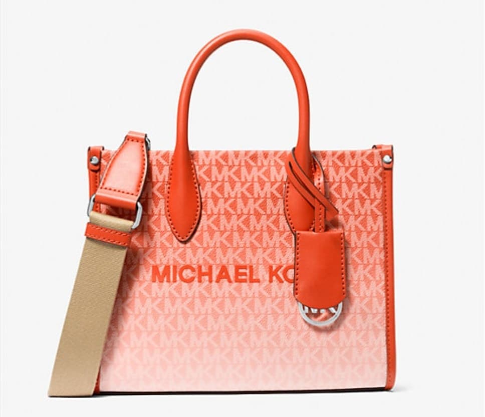 Beautiful color for the spring and summer. Perfect Mother's