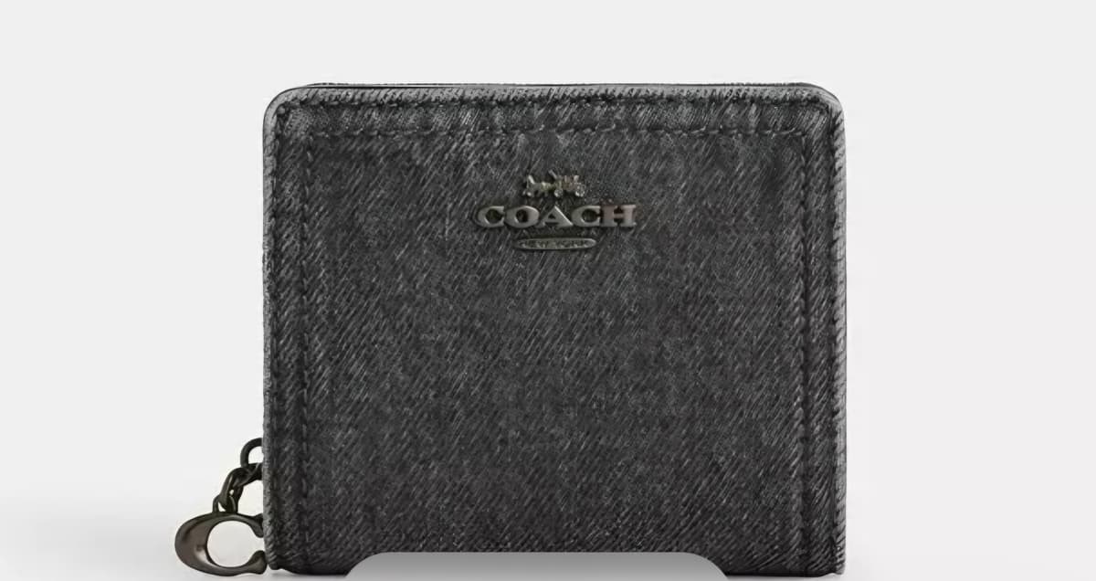 Coach Snap Wallet $75.00
