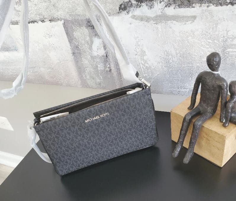 Michael Kors Jet Set Travel